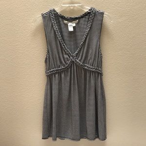 Max Studio Sleeveless blouse
